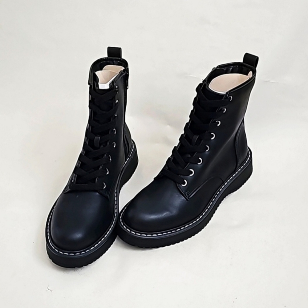 NWB Madden Girl Kurrt Combat Boots, Women's size 8